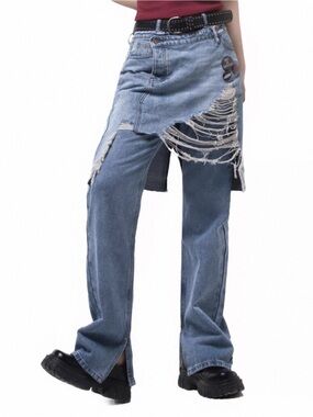 CLOTHES VOICE Distressed Two-Piece Skirt and Light Blue Jeans